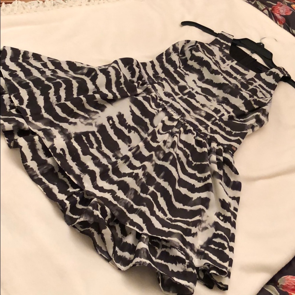 GUESS Black & White zebra mini cocktail dress